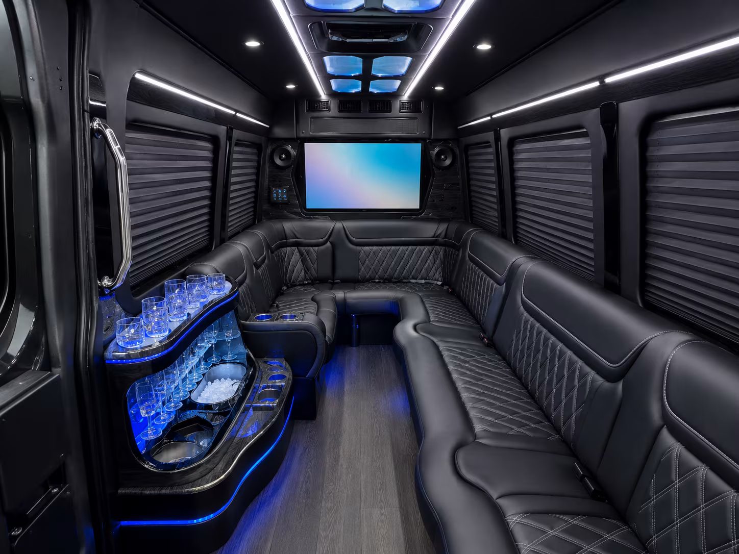 federal contractor and agency shuttle service along the us 101 corridor