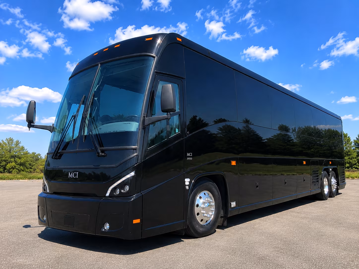 russian river valley and healdsburg wine tour buses
