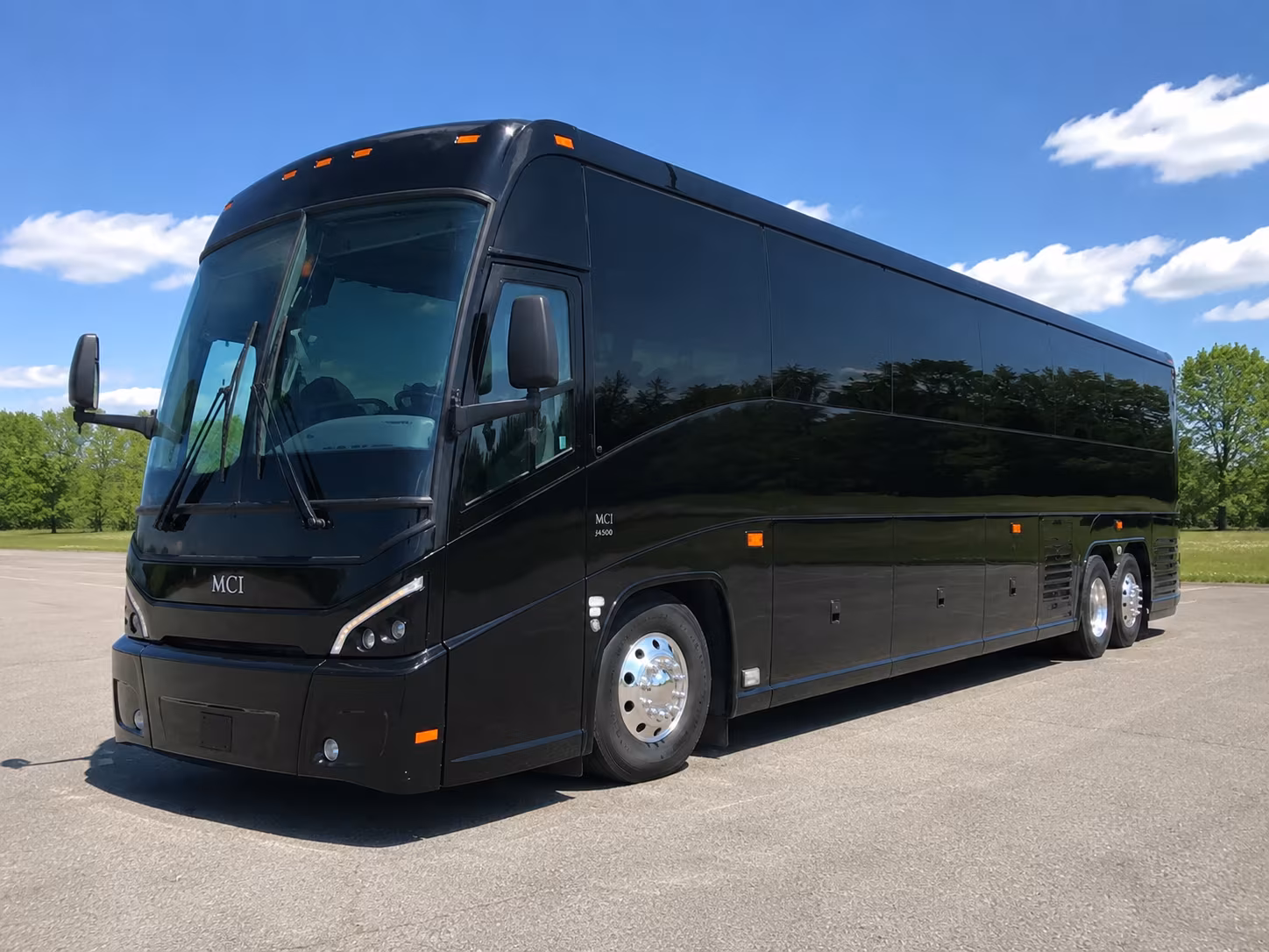 shuttle guests between novato hotels and your marin county venue